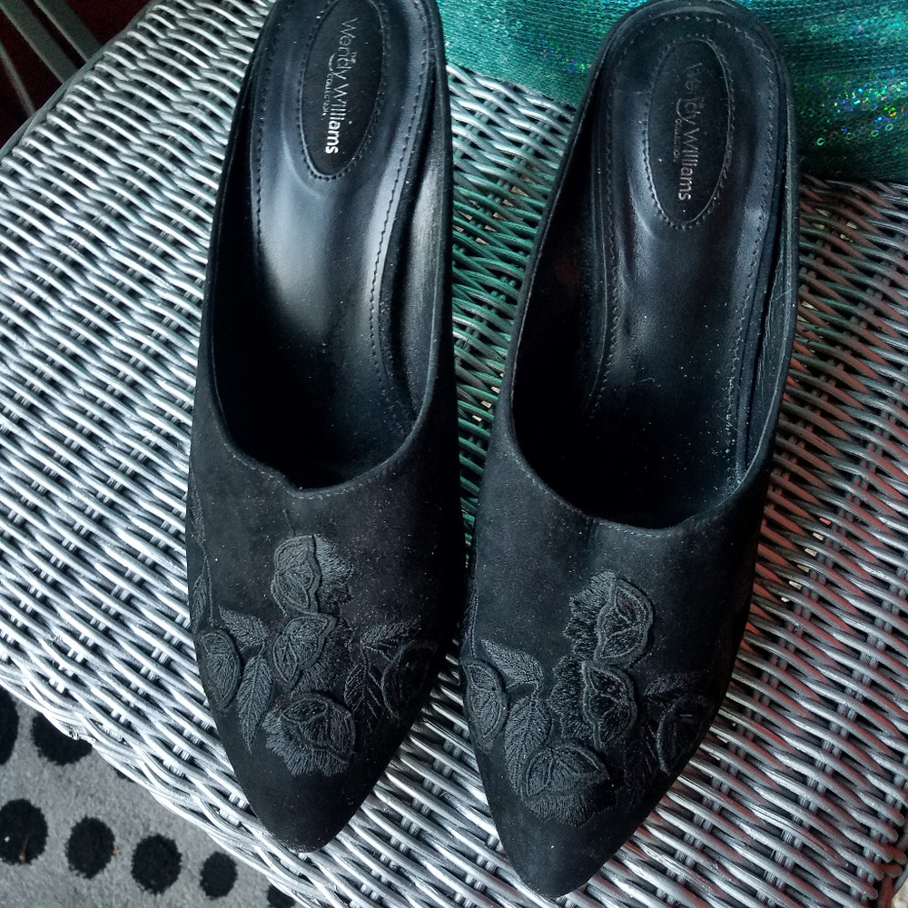 WENDY WILLIAMS Embroidered BLACK Suede Mules - 10